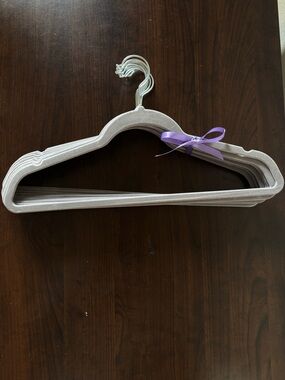 Velvet Non-Slip Clothing Hangers Light Gray